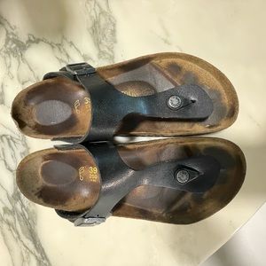 Black Birkenstocks. Size 39 narrow Gizeh